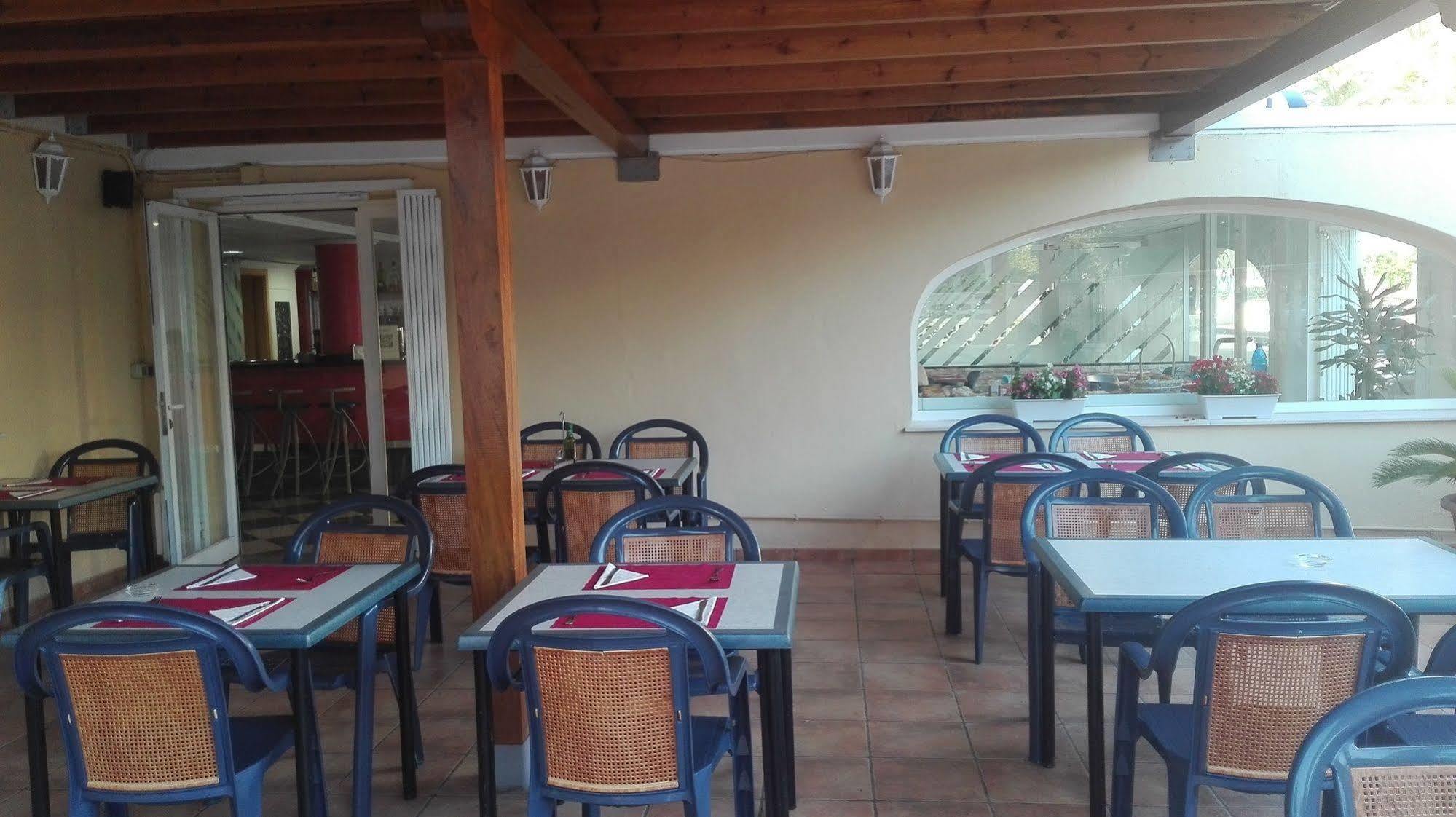 Hotel Mavi Gandia Luaran gambar